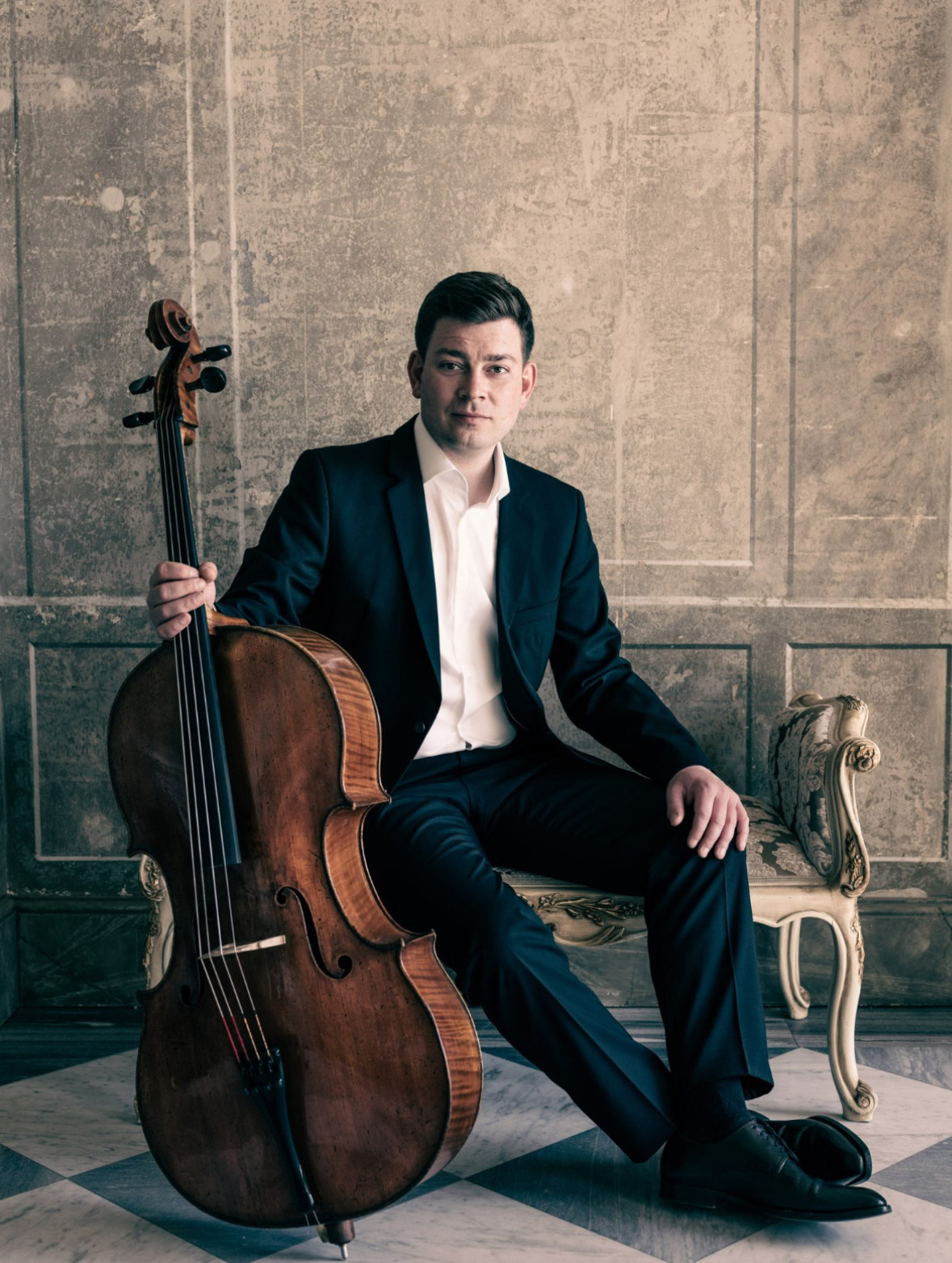 Jonathan Weigle — Cello